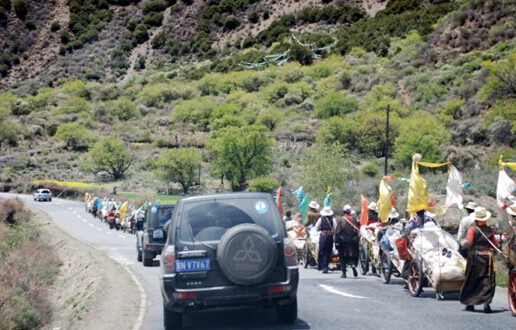 成都租車自駕游神秘瓦屋山